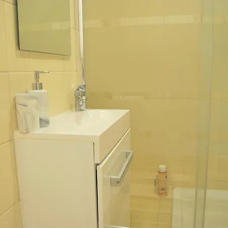 Wanderlust Liberdade Apartman *